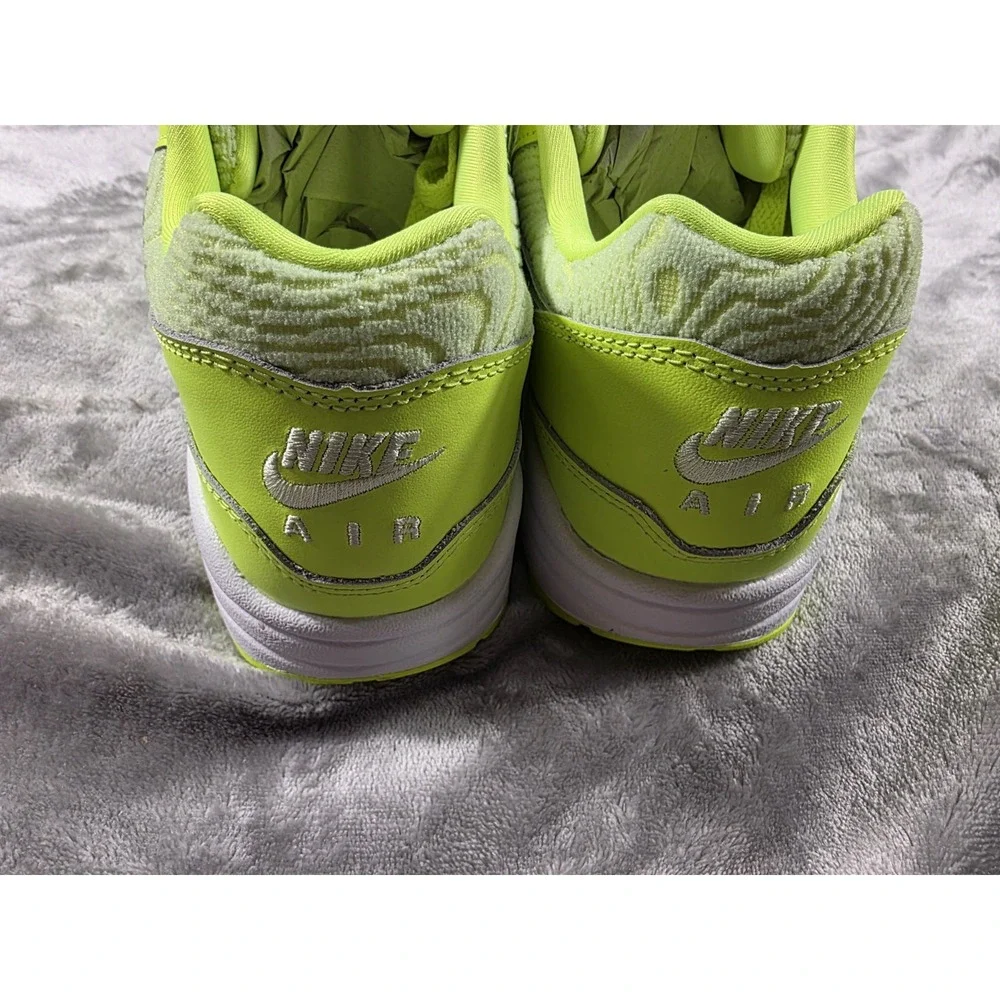 Nike Air Max 1‎ Topography Volt FN6832-702 Men's Size 8 NEW w/Damage Box